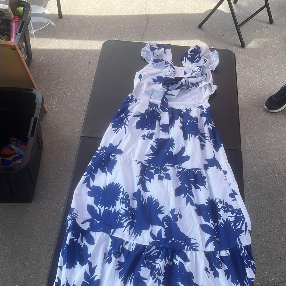 SHEIN Blue and White Floral Maxi Dress